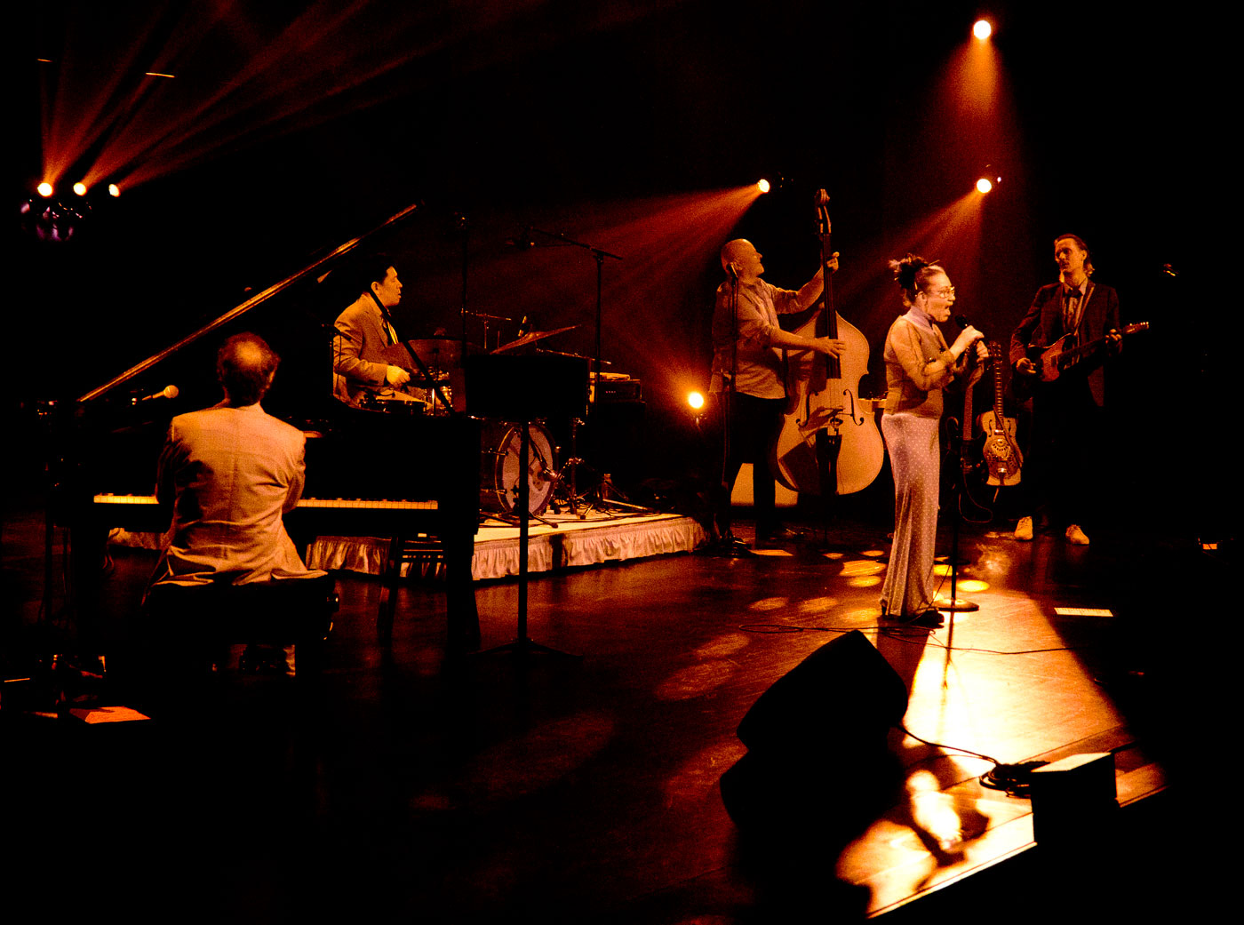 Tour Holly Cole